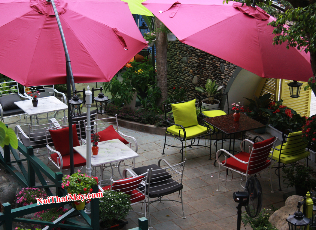 Cafe Lâu Đài Phố chọn Minh Thy Furniture là nhà cung cấp bàn ghế sắt 14 ban ghe sat minh thy 15