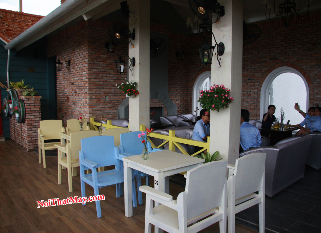 Cafe Lâu Đài Phố chọn Minh Thy Furniture là nhà cung cấp bàn ghế sắt 18 ban ghe sat minh thy 19