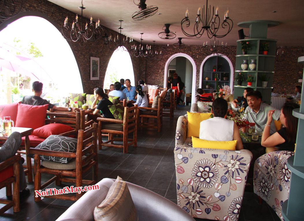 Cafe Lâu Đài Phố chọn Minh Thy Furniture là nhà cung cấp bàn ghế sắt 24 ban ghe sat minh thy 26