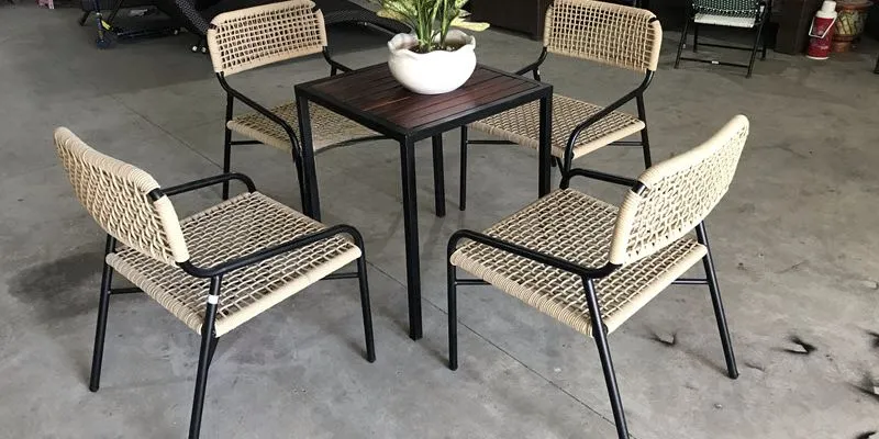 Điểm mạnh nổi bật khi lựa chọn bộ bàn ghế ban công giả mây 